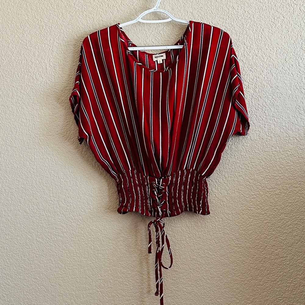 Dizzire Blouse